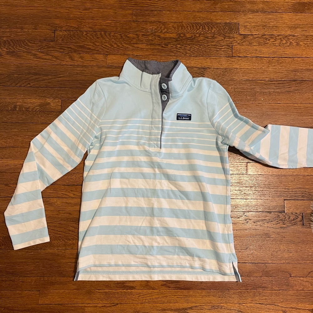 Never worn, LLBean rugby pullover